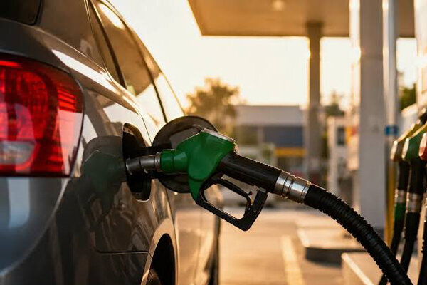 نرخ چهارم بنزین تکذیب شد
