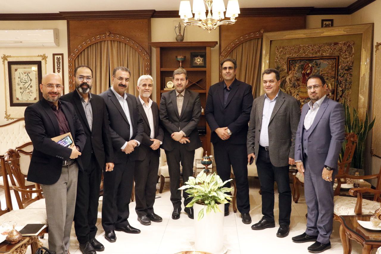 دیدار با استاندار و تشکیل کارگروه طلای اصفهان