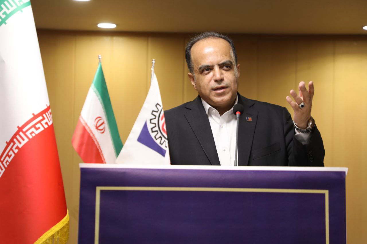 کاهش ۴۰ درصدی تولید طلا/ سرمایه‌گذاران و خریداران مردد هستند!